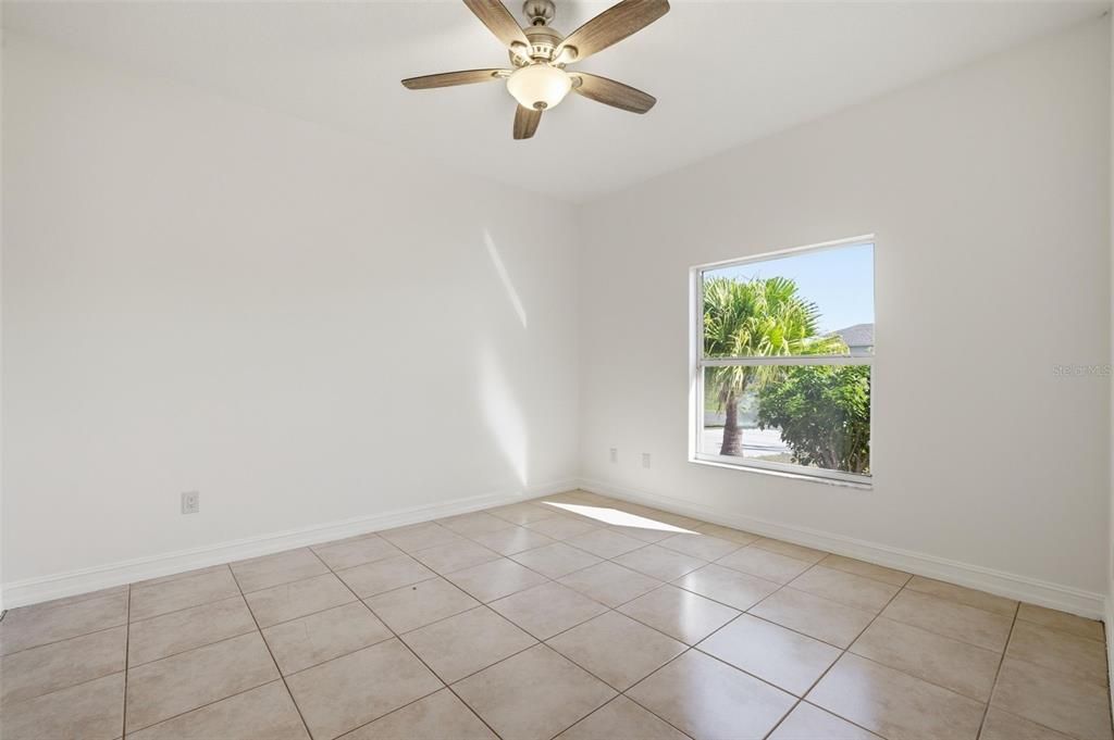 For Sale: $549,900 (3 beds, 2 baths, 2617 Square Feet)