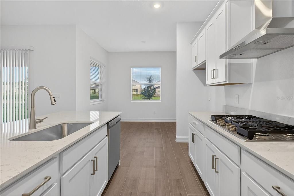 For Rent: $4,700 (6 beds, 4 baths, 3867 Square Feet)