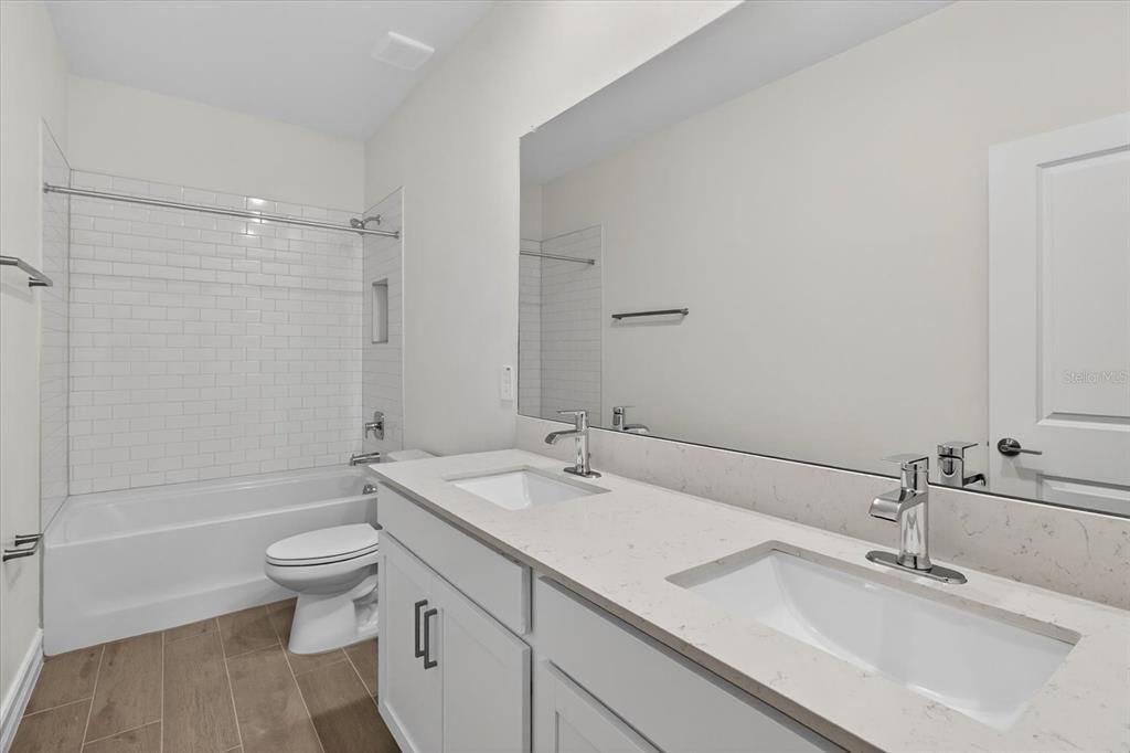 For Rent: $4,700 (6 beds, 4 baths, 3867 Square Feet)