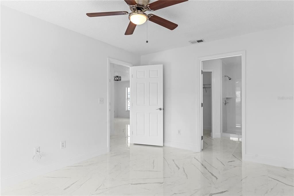 待售: $290,000 (3 贝兹, 2 浴室, 1288 平方英尺)