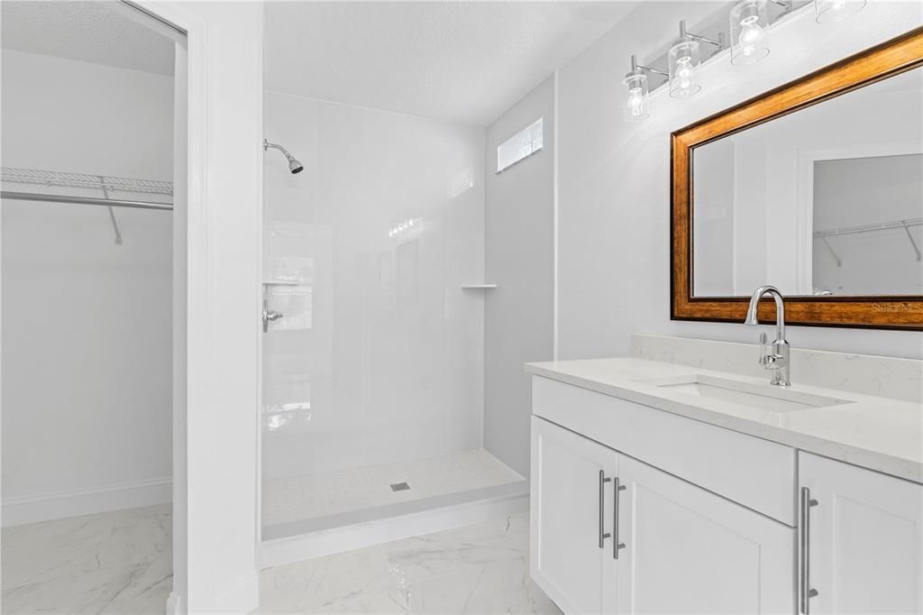 待售: $290,000 (3 贝兹, 2 浴室, 1288 平方英尺)