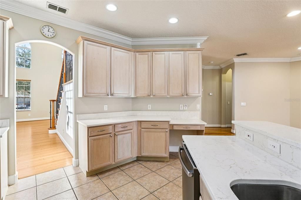 For Sale: $580,000 (4 beds, 3 baths, 3924 Square Feet)