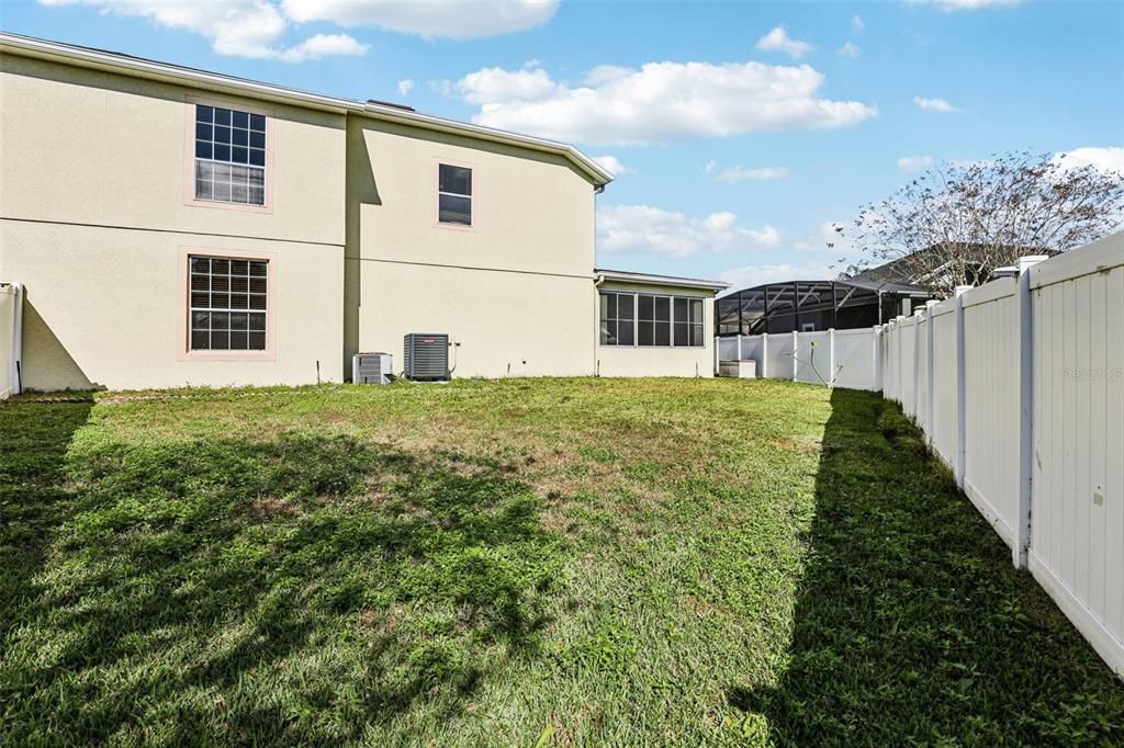 For Sale: $580,000 (4 beds, 3 baths, 3924 Square Feet)