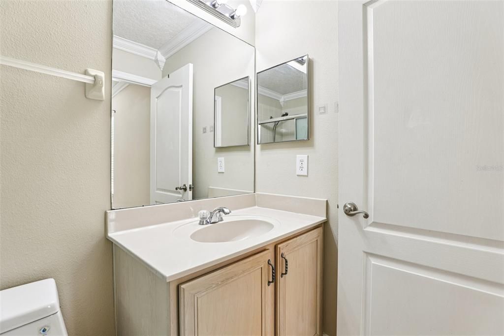 For Sale: $580,000 (4 beds, 3 baths, 3924 Square Feet)