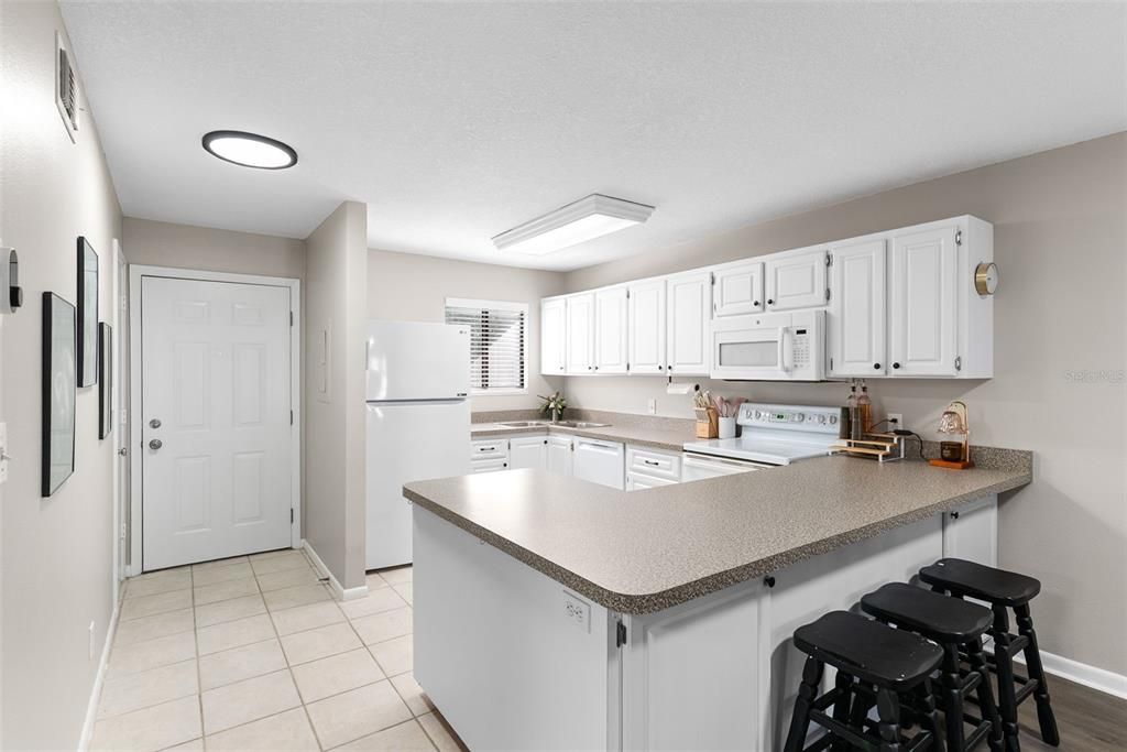 En Venta: $150,000 (2 camas, 2 baños, 948 Pies cuadrados)