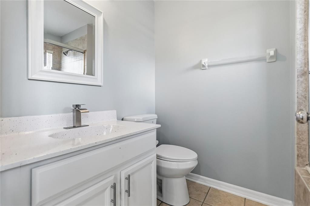 На продажу: $325,000 (3 спален, 2 ванн, 1345 Квадратных фут)