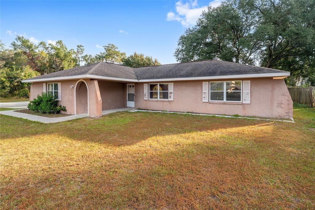 For Sale: $229,900 (2 beds, 2 baths, 1344 Square Feet)