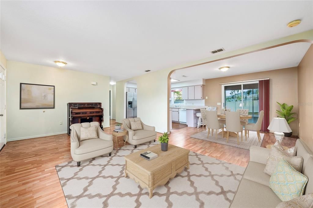 For Sale: $229,900 (2 beds, 2 baths, 1344 Square Feet)