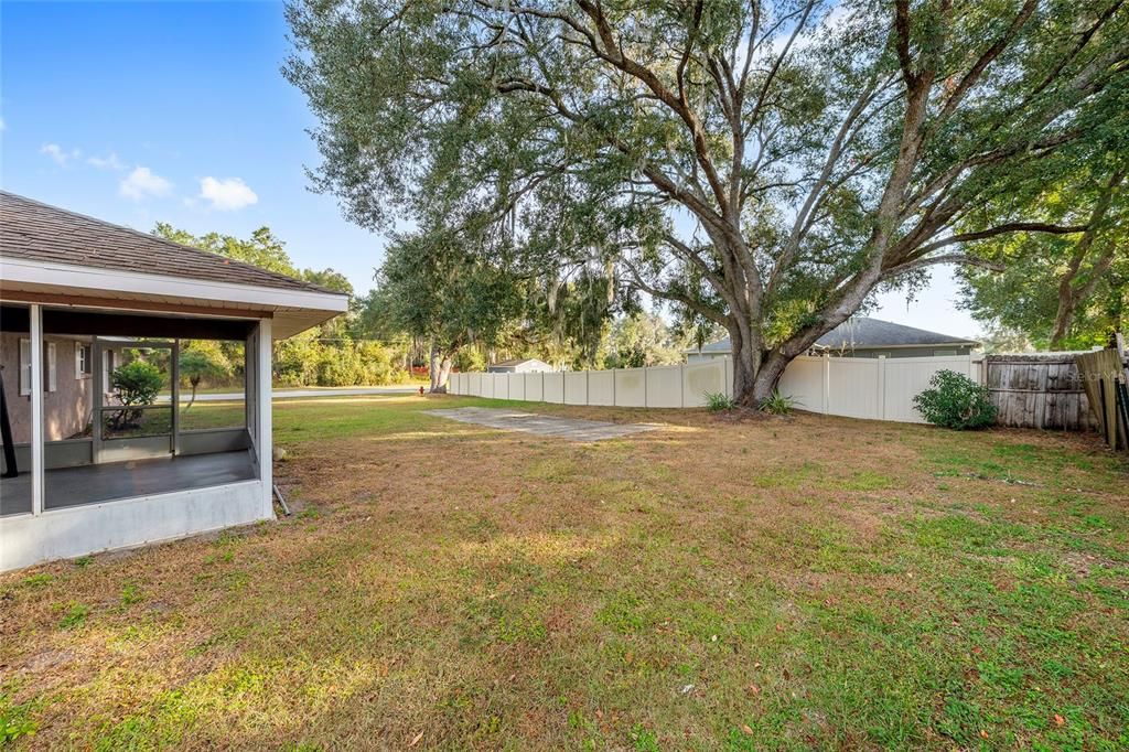 For Sale: $229,900 (2 beds, 2 baths, 1344 Square Feet)