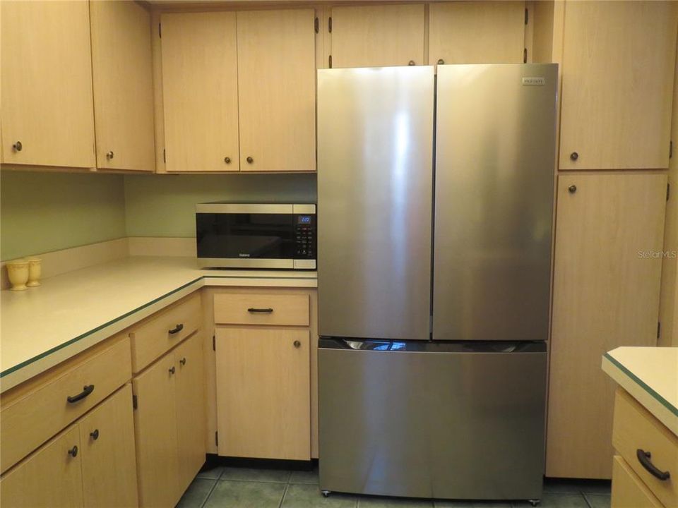 En Venta: $175,000 (2 camas, 2 baños, 1040 Pies cuadrados)