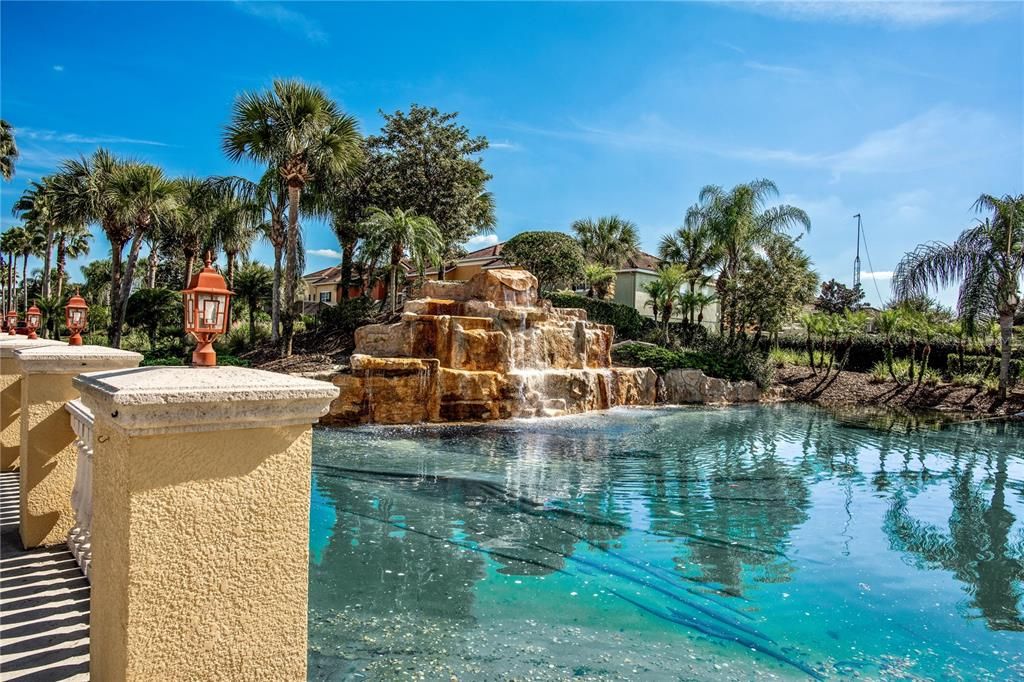 For Sale: $379,900 (4 beds, 3 baths, 1884 Square Feet)