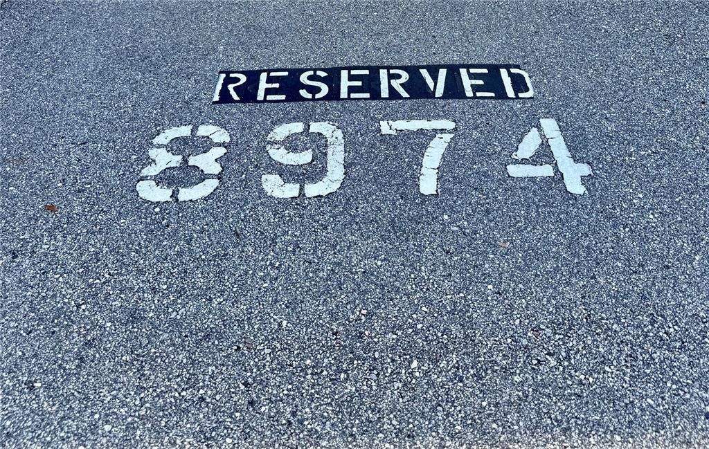 For Sale: $379,900 (4 beds, 3 baths, 1884 Square Feet)