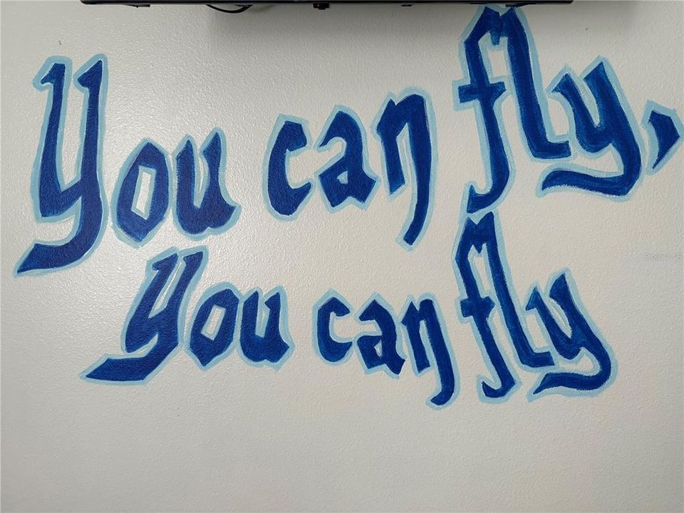 For Sale: $379,900 (4 beds, 3 baths, 1884 Square Feet)