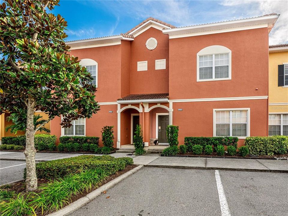 For Sale: $379,900 (4 beds, 3 baths, 1884 Square Feet)