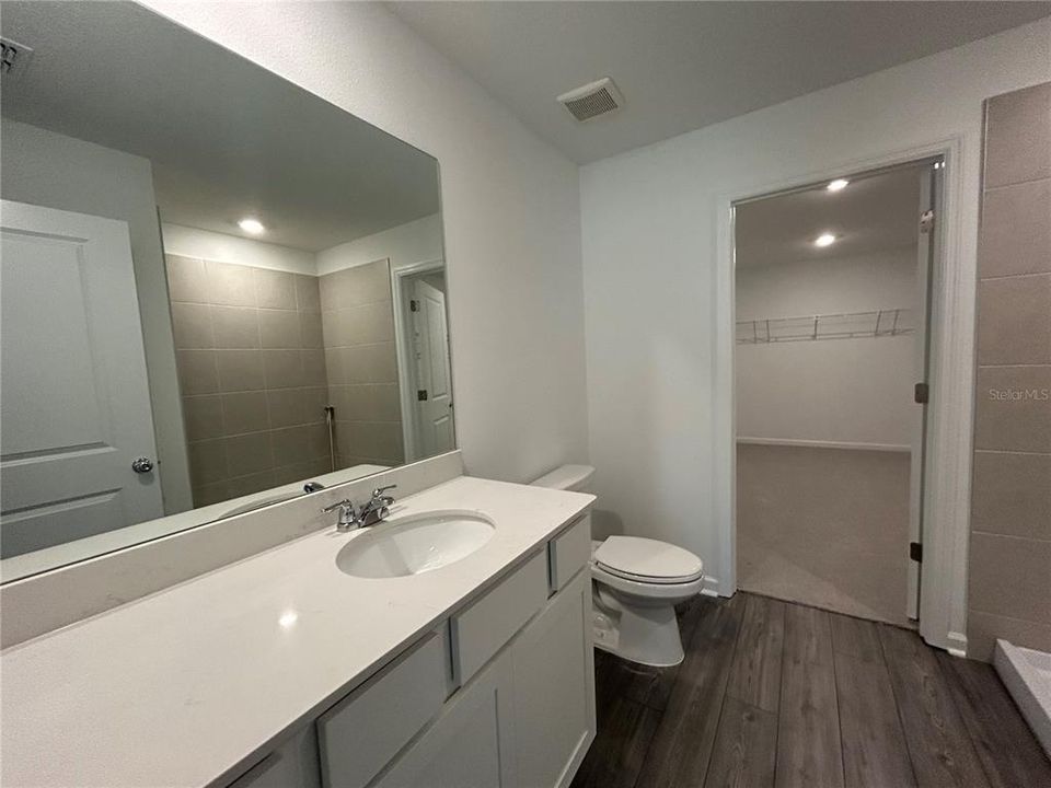 For Rent: $2,499 (3 beds, 2 baths, 2031 Square Feet)