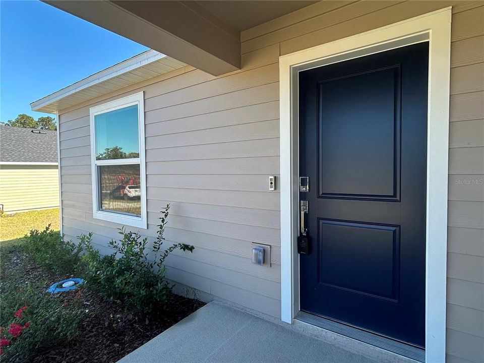 For Rent: $2,499 (3 beds, 2 baths, 2031 Square Feet)