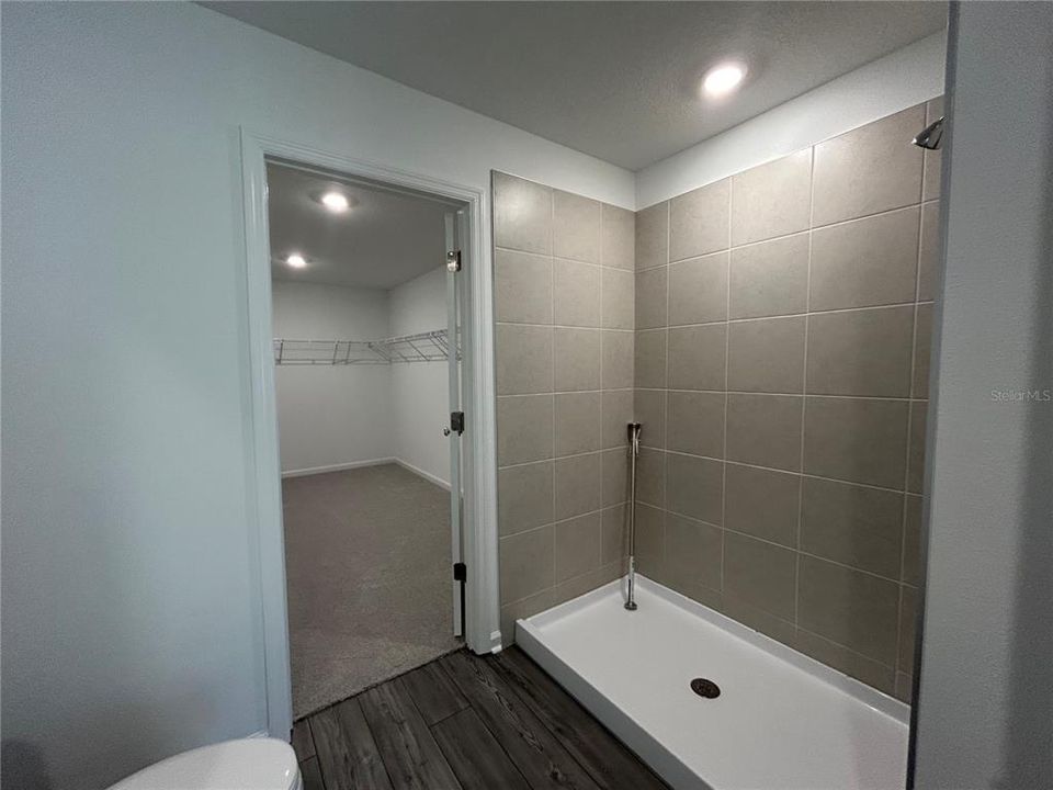 For Rent: $2,499 (3 beds, 2 baths, 2031 Square Feet)