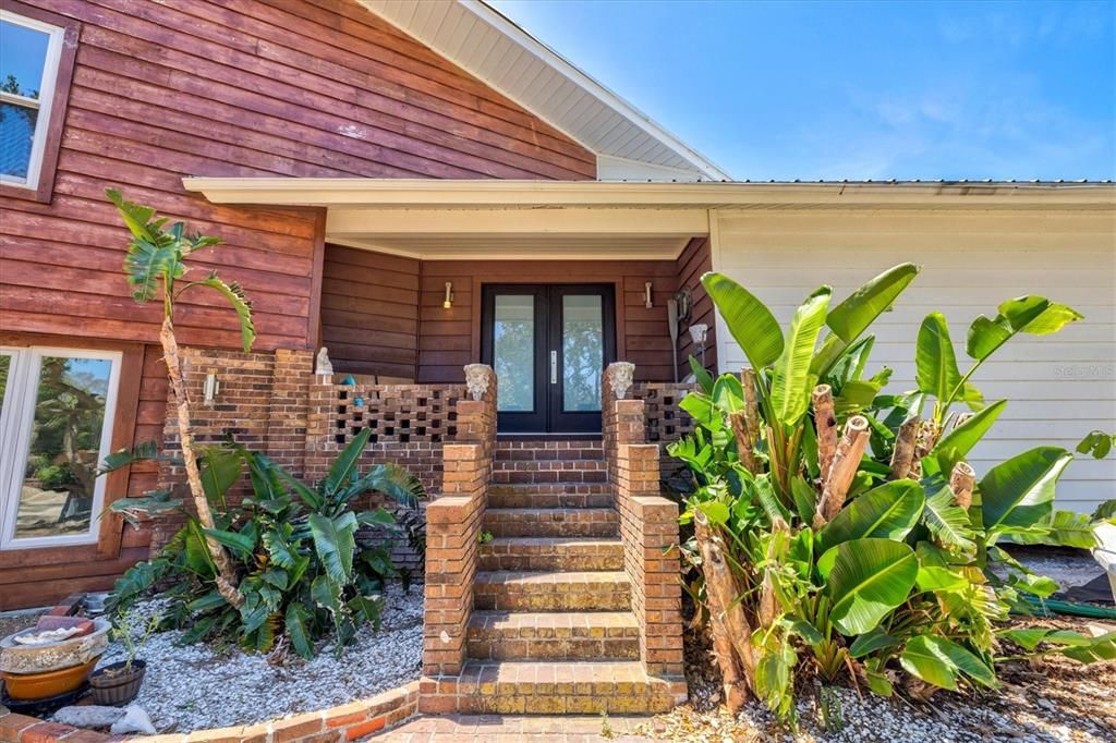 For Sale: $3,900,000 (4 beds, 3 baths, 3601 Square Feet)