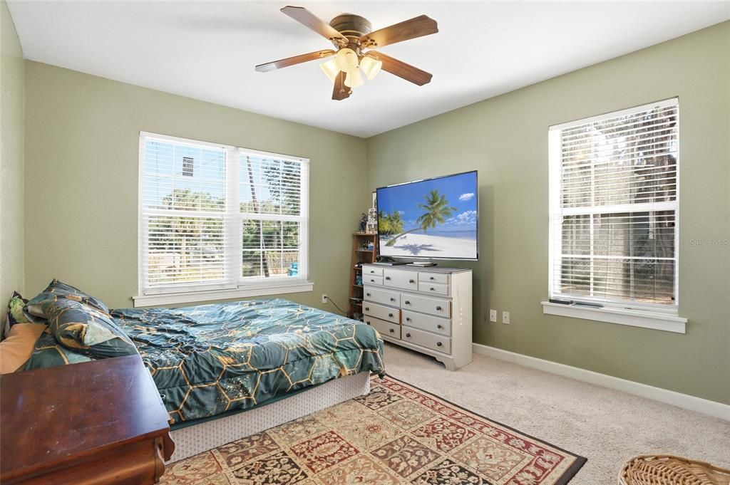 待售: $249,900 (3 贝兹, 2 浴室, 1642 平方英尺)