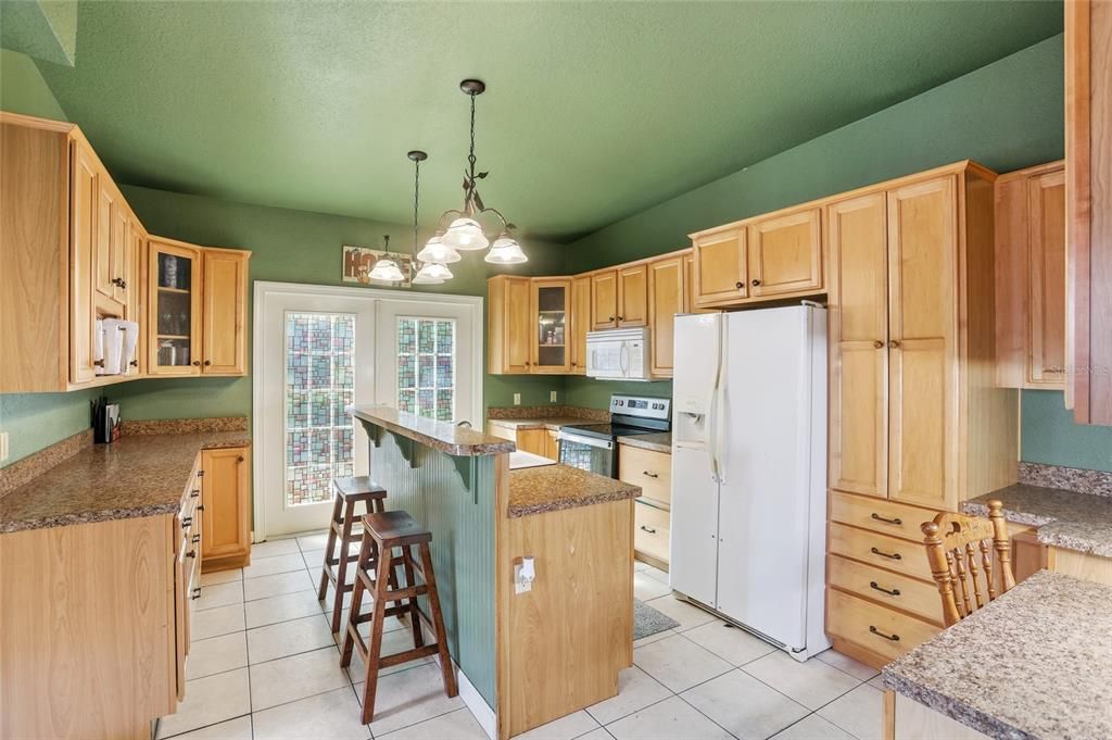 待售: $249,900 (3 贝兹, 2 浴室, 1642 平方英尺)