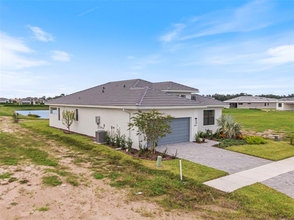 For Sale: $684,990 (2 beds, 2 baths, 1827 Square Feet)