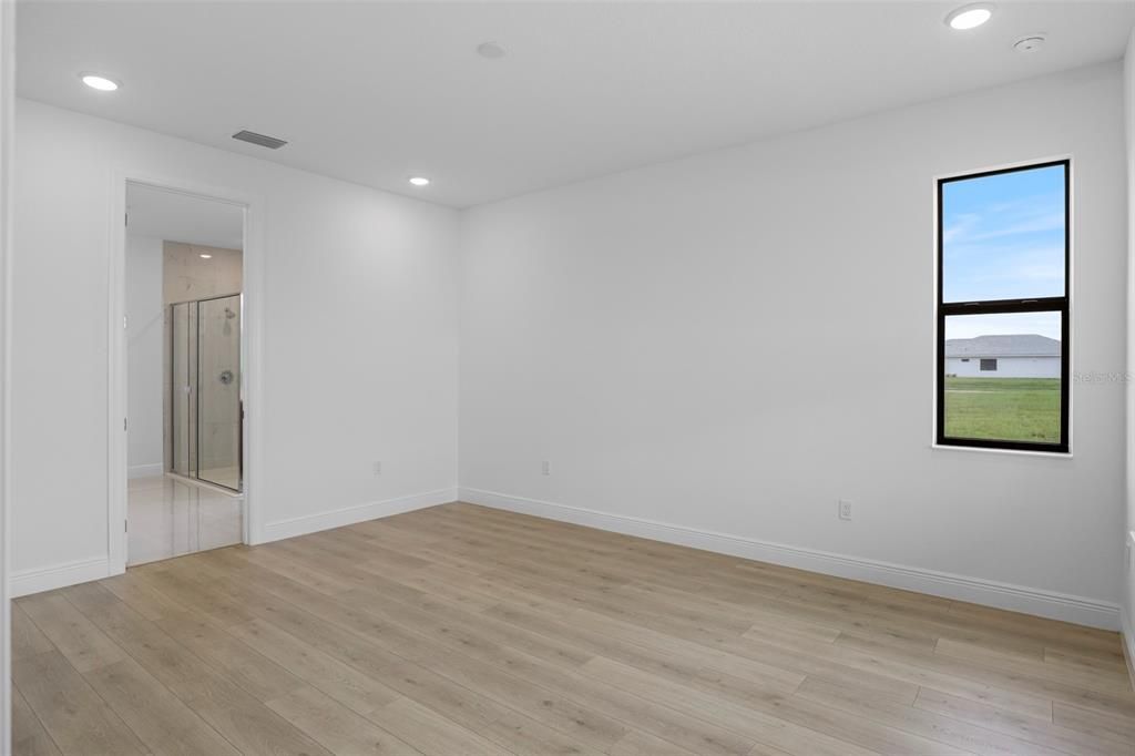 For Sale: $684,990 (2 beds, 2 baths, 1827 Square Feet)