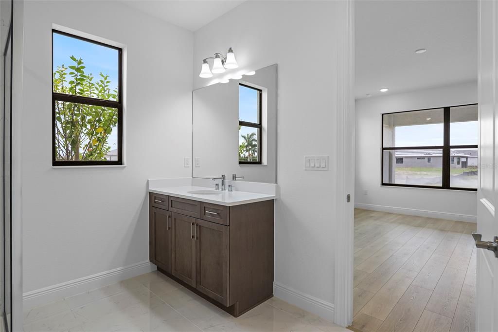For Sale: $684,990 (2 beds, 2 baths, 1827 Square Feet)