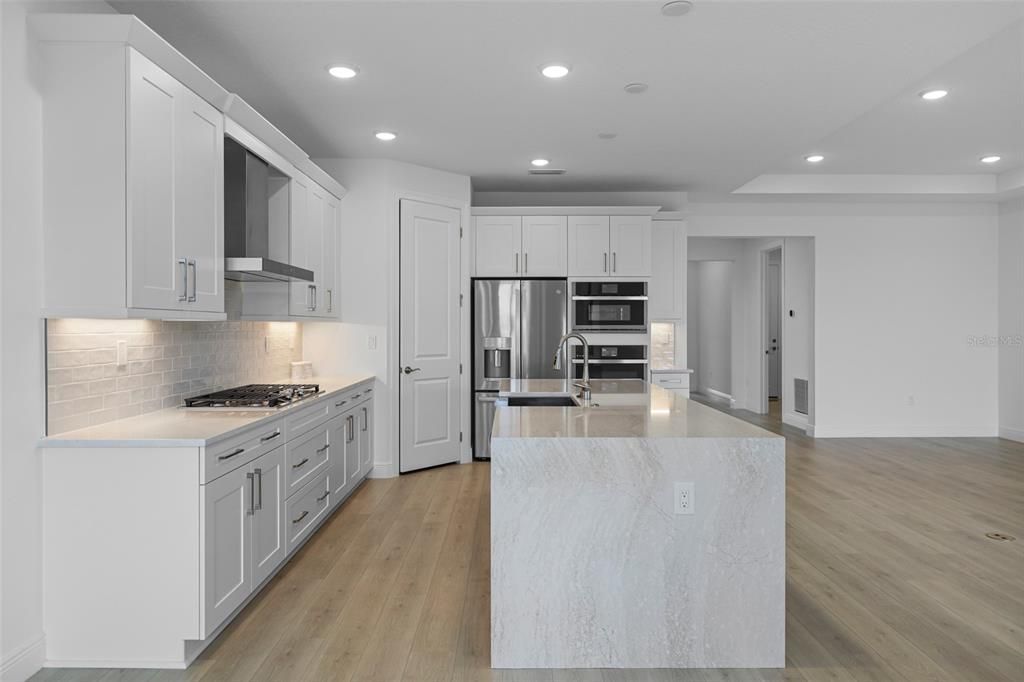 For Sale: $684,990 (2 beds, 2 baths, 1827 Square Feet)