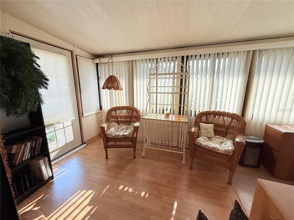 En Venta: $127,500 (2 camas, 2 baños, 960 Pies cuadrados)