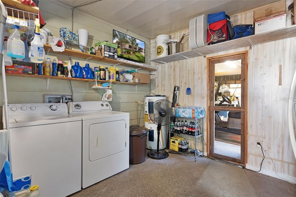 For Sale: $210,000 (2 beds, 2 baths, 1284 Square Feet)