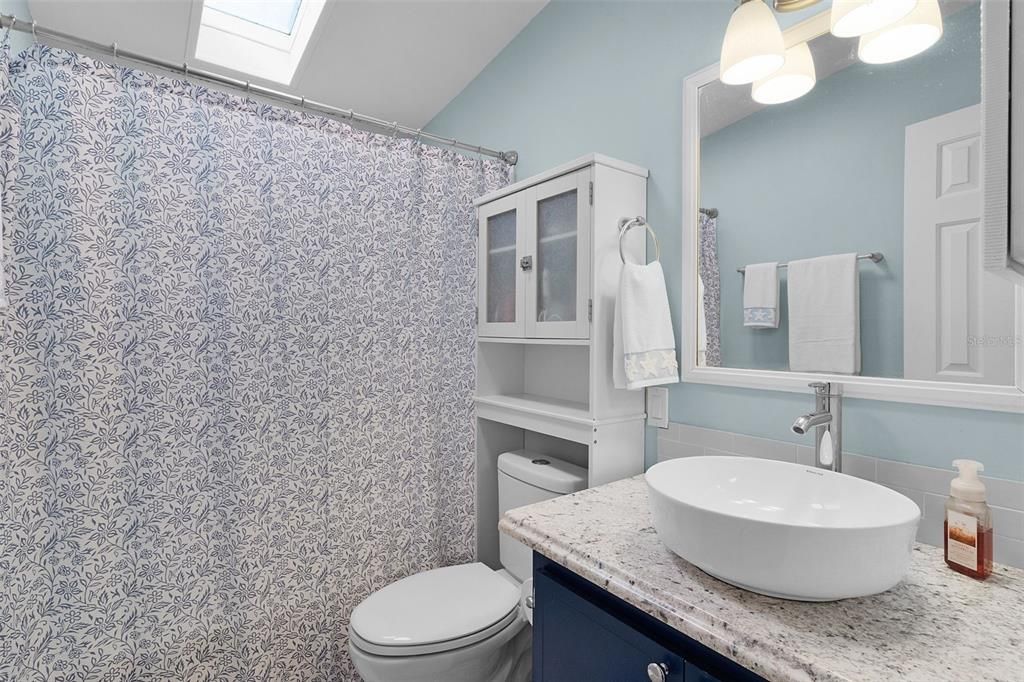 For Sale: $210,000 (2 beds, 2 baths, 1284 Square Feet)