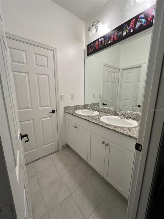 待售: $515,500 (4 贝兹, 3 浴室, 2341 平方英尺)