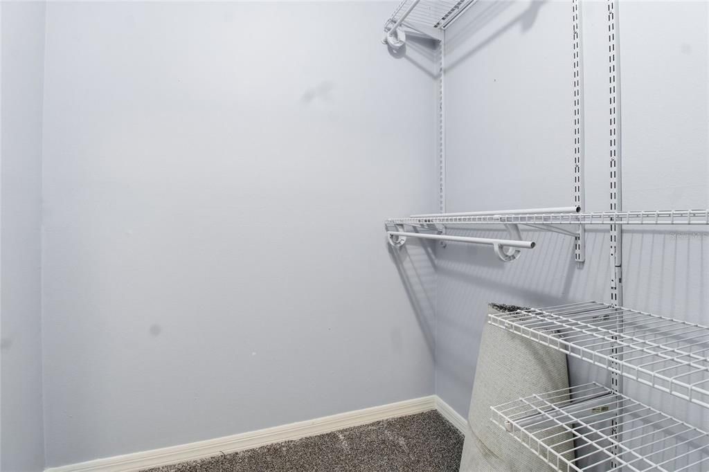 待售: $250,000 (2 贝兹, 2 浴室, 1768 平方英尺)