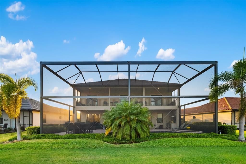 For Sale: $1,395,000 (6 beds, 4 baths, 3860 Square Feet)