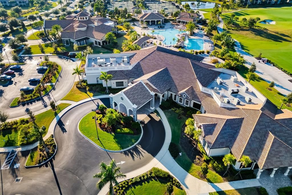 For Sale: $1,395,000 (6 beds, 4 baths, 3860 Square Feet)