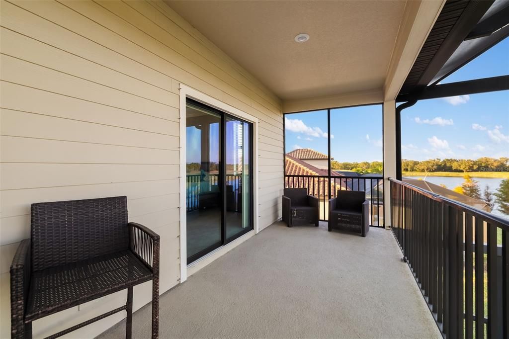 For Sale: $1,395,000 (6 beds, 4 baths, 3860 Square Feet)