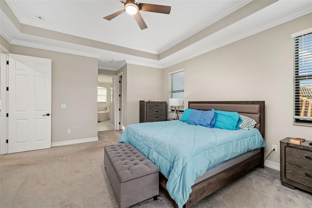 For Sale: $1,395,000 (6 beds, 4 baths, 3860 Square Feet)