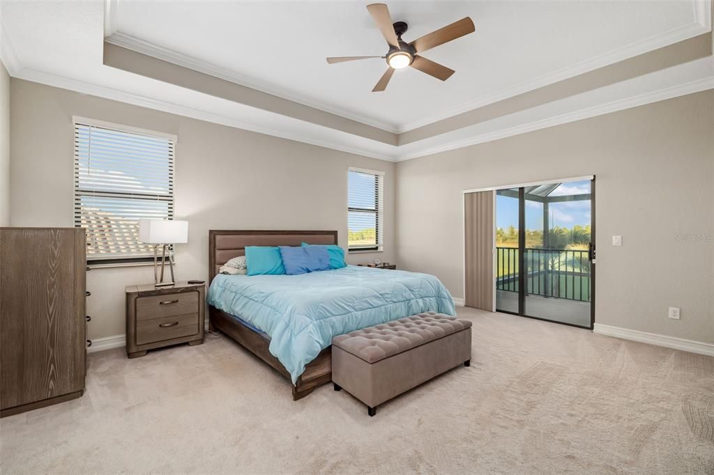 For Sale: $1,395,000 (6 beds, 4 baths, 3860 Square Feet)