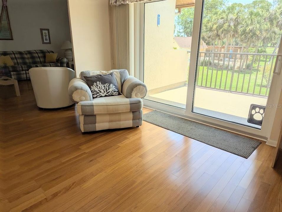 En Venta: $424,000 (2 camas, 2 baños, 1638 Pies cuadrados)