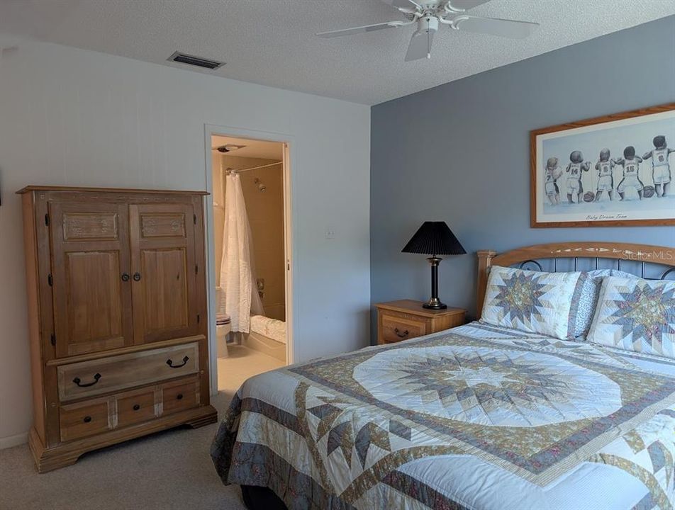 En Venta: $424,000 (2 camas, 2 baños, 1638 Pies cuadrados)