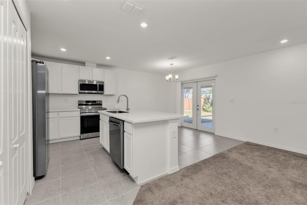 For Sale: $280,000 (3 beds, 2 baths, 1445 Square Feet)