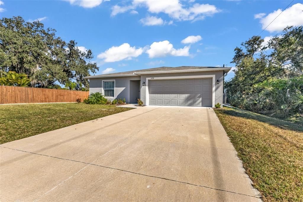 For Sale: $280,000 (3 beds, 2 baths, 1445 Square Feet)