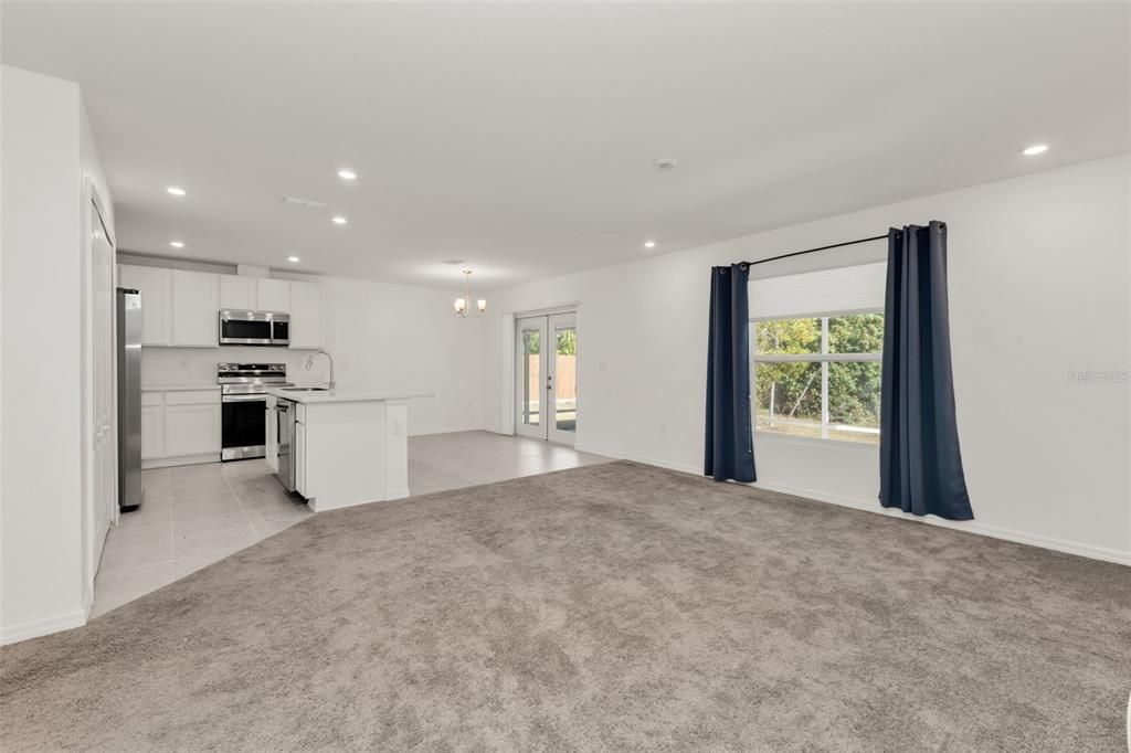 For Sale: $280,000 (3 beds, 2 baths, 1445 Square Feet)