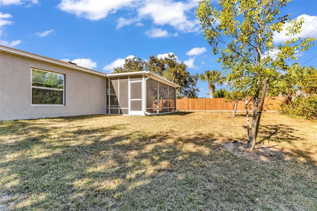 For Sale: $280,000 (3 beds, 2 baths, 1445 Square Feet)