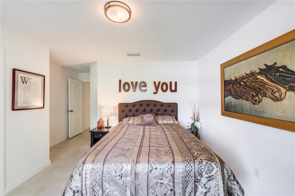 For Sale: $379,000 (4 beds, 2 baths, 1812 Square Feet)