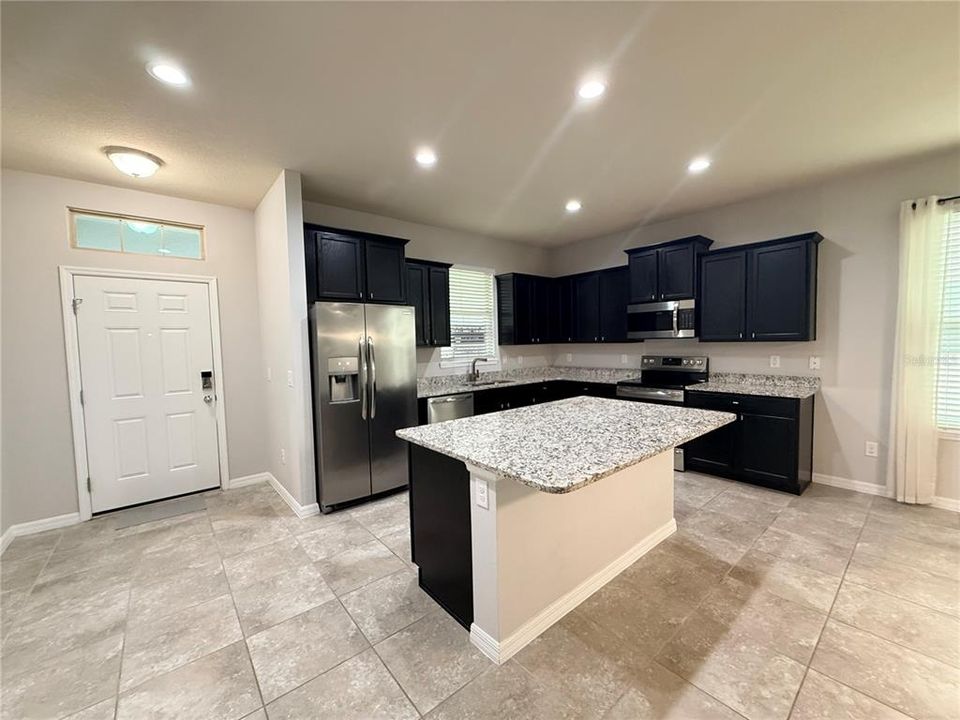 待售: $529,900 (3 贝兹, 2 浴室, 2014 平方英尺)