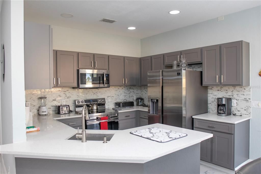 For Rent: $3,800 (5 beds, 3 baths, 2609 Square Feet)