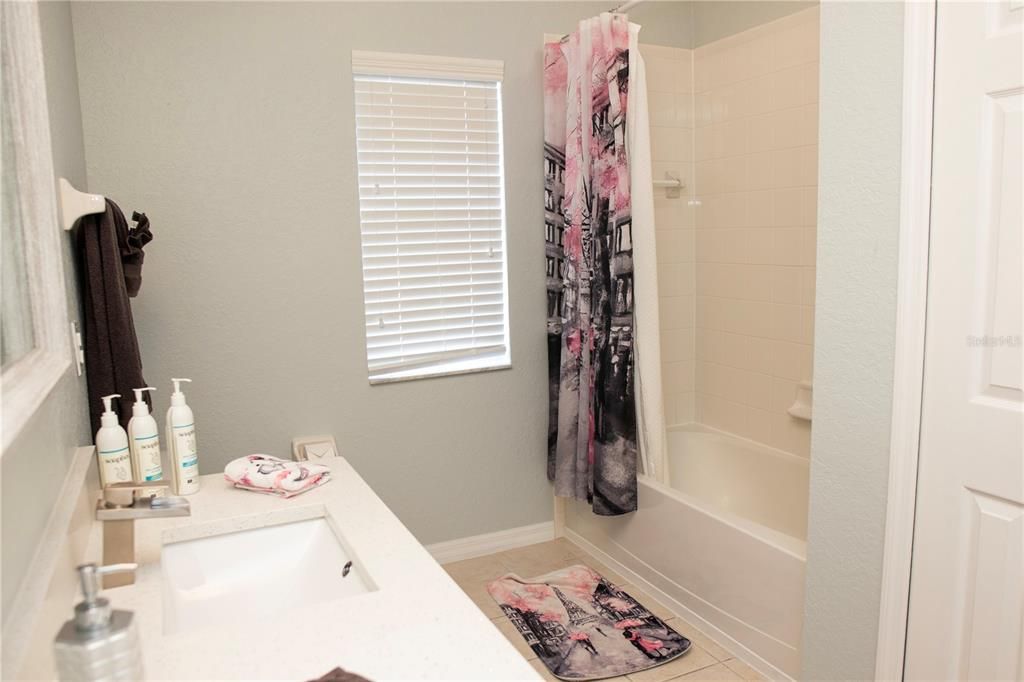 For Rent: $3,800 (5 beds, 3 baths, 2609 Square Feet)