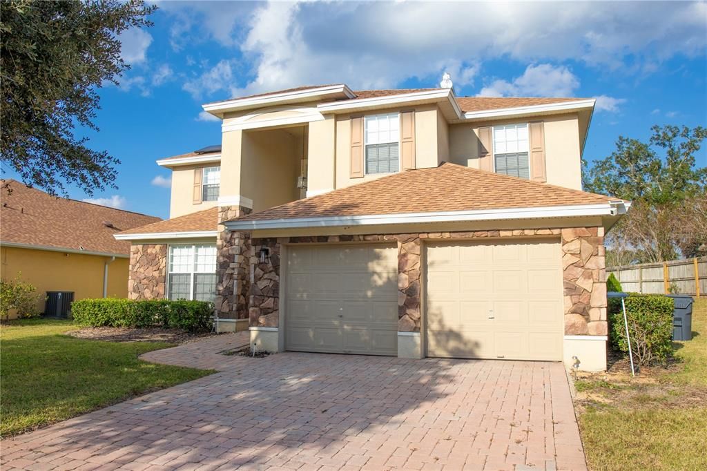 For Rent: $3,800 (5 beds, 3 baths, 2609 Square Feet)