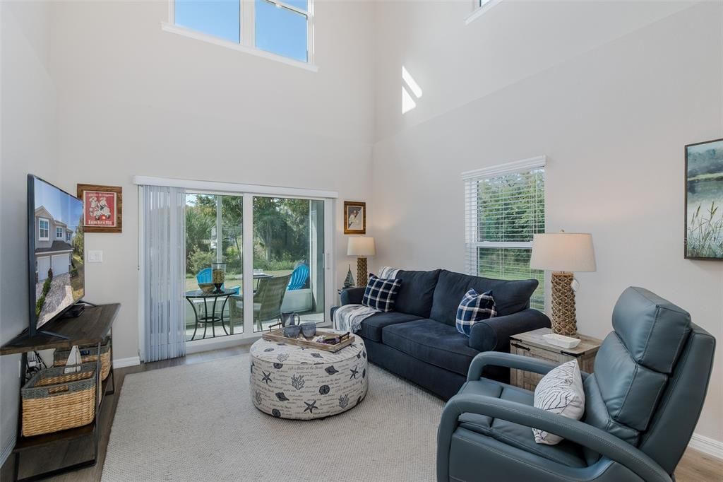 For Sale: $398,000 (3 beds, 2 baths, 1991 Square Feet)